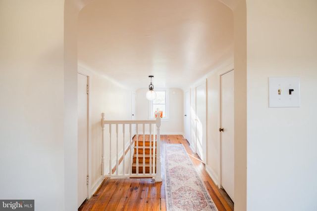 44 S FORKLANDING RD, Maple Shade, NJ 08052