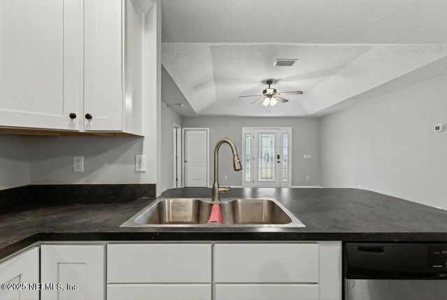 27048 W FIRST Avenue, Hilliard, FL 32046