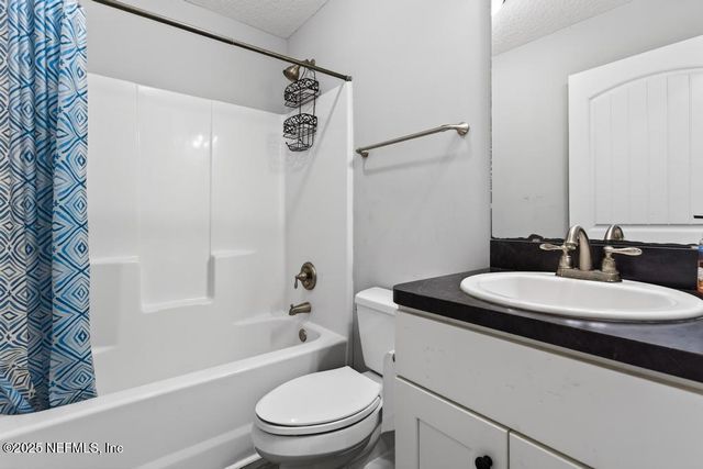 27048 W FIRST Avenue, Hilliard, FL 32046