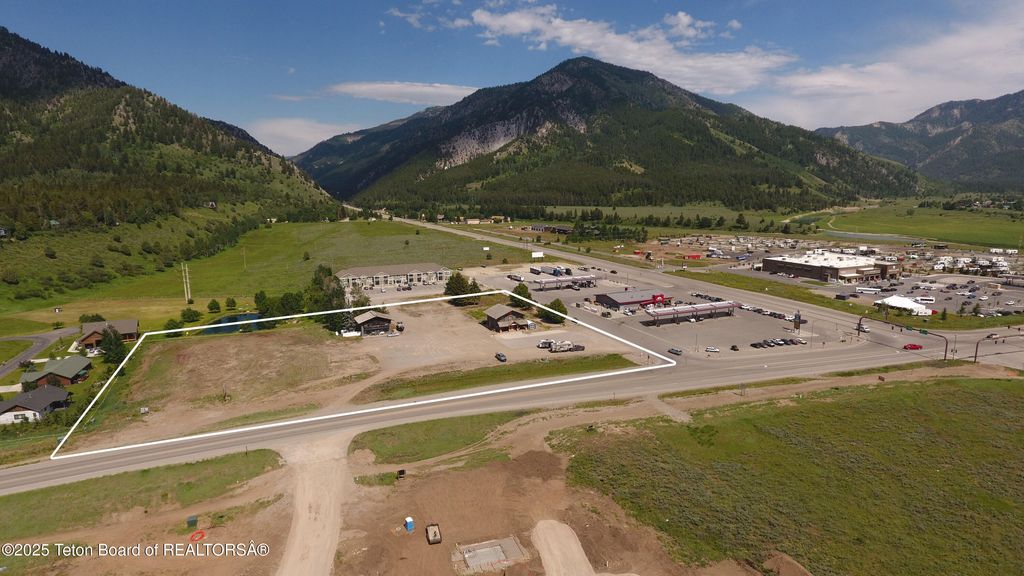 50 W USHWY 26, Alpine, WY 83128 photo 6