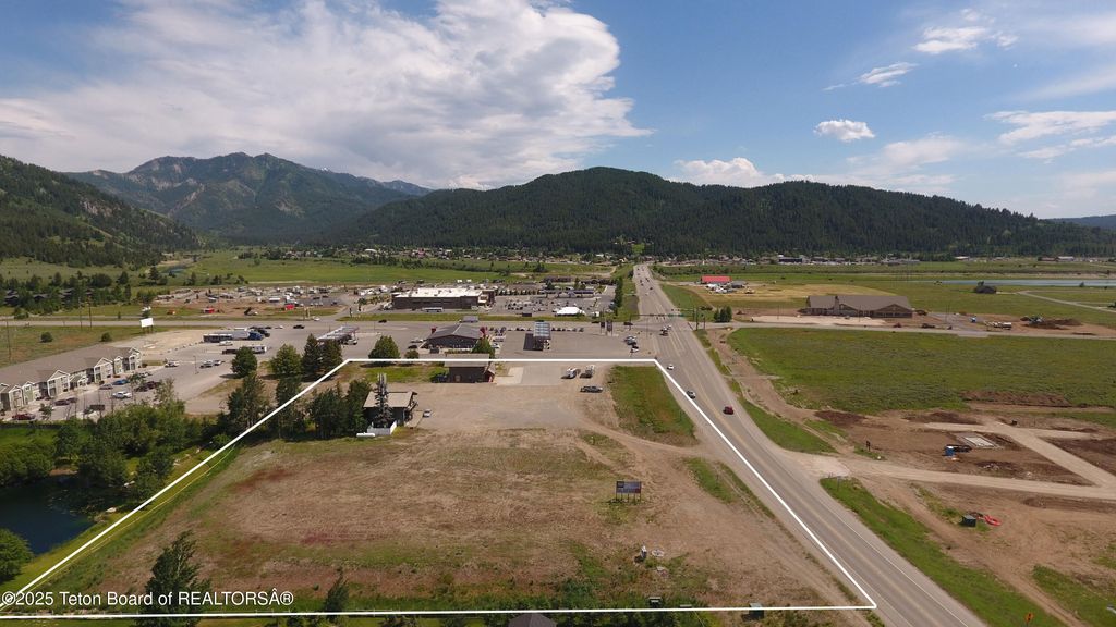 50 W USHWY 26, Alpine, WY 83128 photo 8