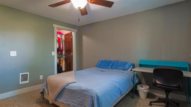 1024 N SUMMER BREEZE LANE, Greenville, WI 54942