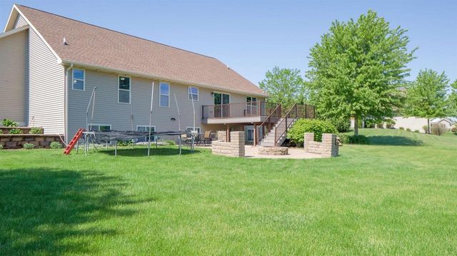 1024 N SUMMER BREEZE LANE, Greenville, WI 54942