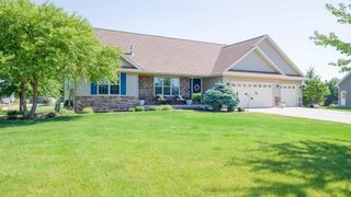 1024 N SUMMER BREEZE LANE, Greenville, WI 54942