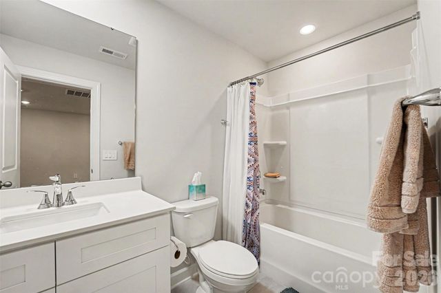 115 Ciara Place E, Mooresville, NC 28115