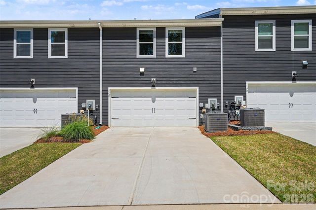 115 Ciara Place E, Mooresville, NC 28115