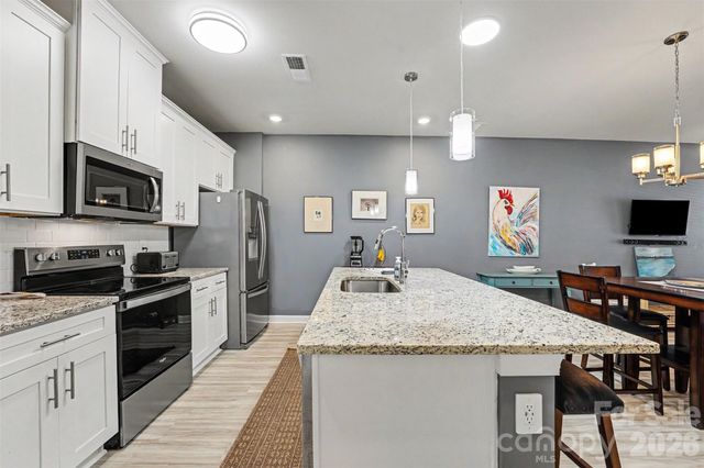 115 Ciara Place E, Mooresville, NC 28115