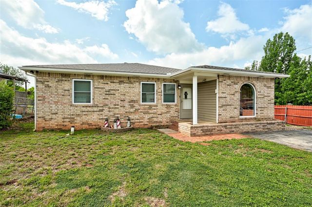 1827 W Vilas Avenue, Guthrie, OK 73044