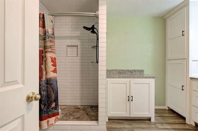 1827 W Vilas Avenue, Guthrie, OK 73044
