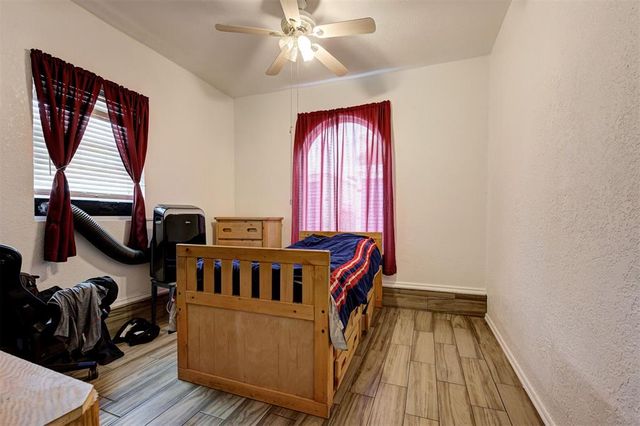 1827 W Vilas Avenue, Guthrie, OK 73044