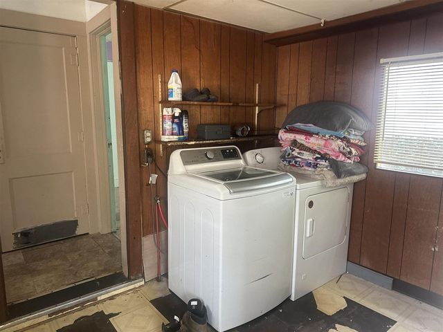 418 W Main Street, Niles, MI 49120