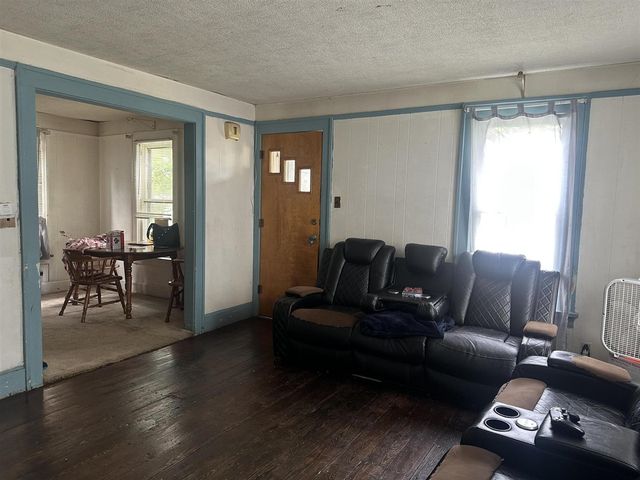 418 W Main Street, Niles, MI 49120