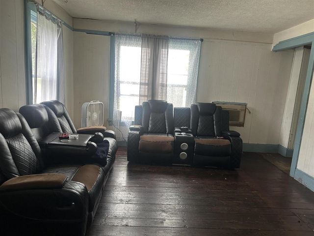 418 W Main Street, Niles, MI 49120