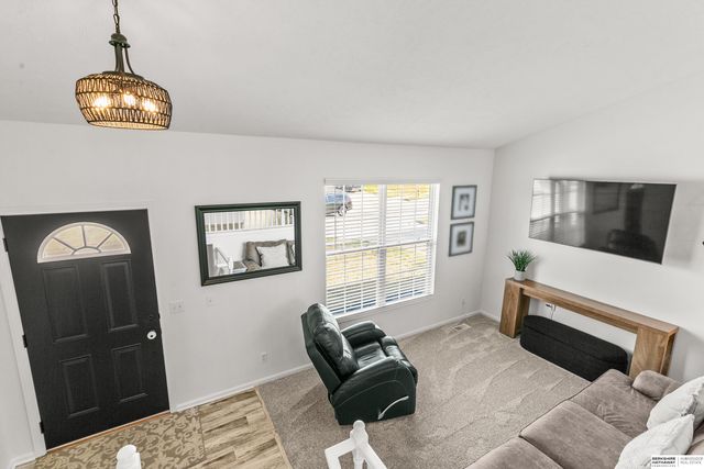 15407 Tucker Street, Bennington, NE 68007