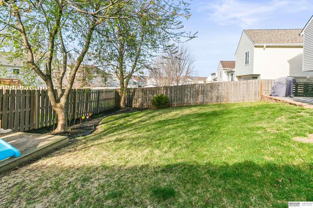 15407 Tucker Street, Bennington, NE 68007