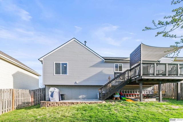 15407 Tucker Street, Bennington, NE 68007