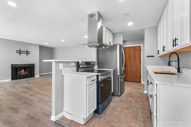 5820 Oakwood Drive 1a, Lisle, IL 60532