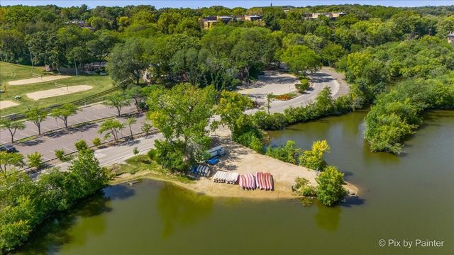 5820 Oakwood Drive 1a, Lisle, IL 60532