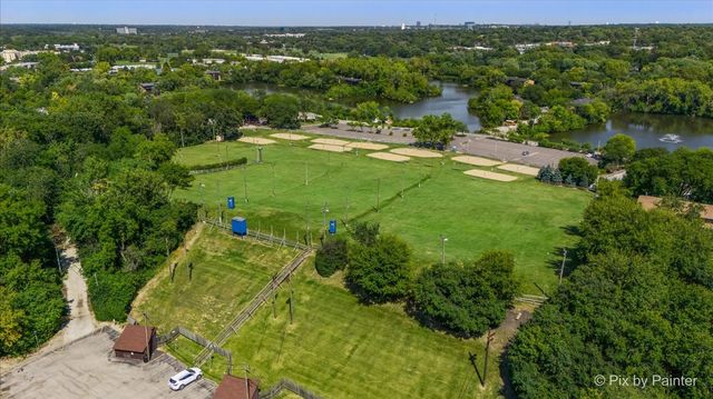 5820 Oakwood Drive 1a, Lisle, IL 60532