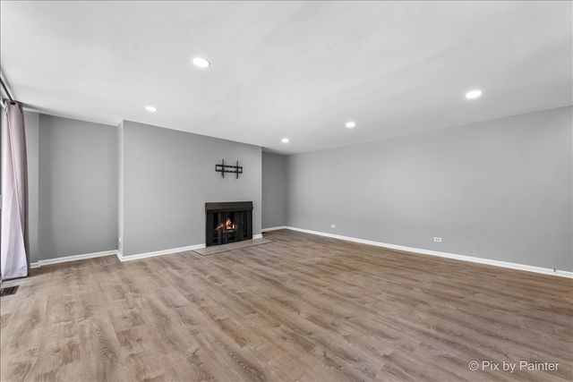 5820 Oakwood Drive 1a, Lisle, IL 60532