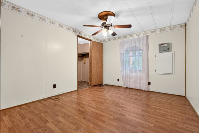 401 Hermitage Cir, Bumpus Mills, TN 37028