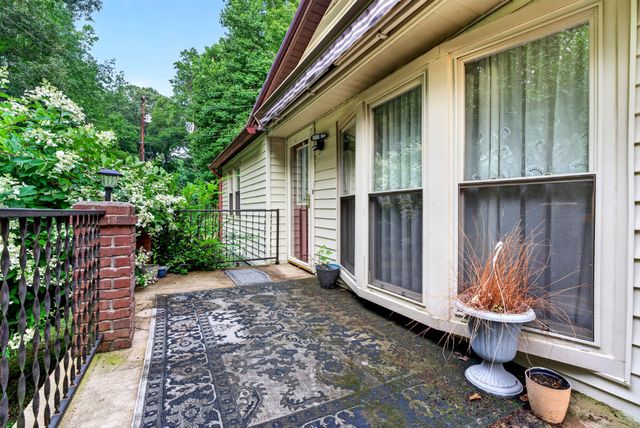 401 Hermitage Cir, Bumpus Mills, TN 37028