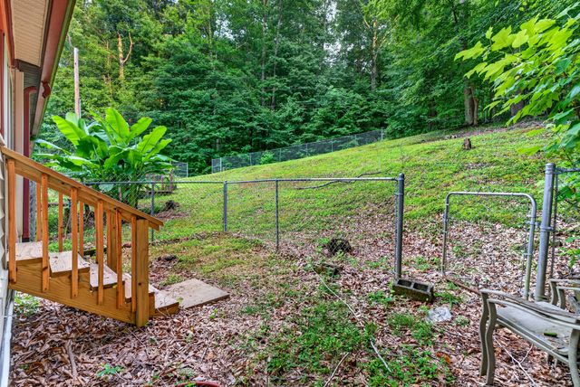401 Hermitage Cir, Bumpus Mills, TN 37028