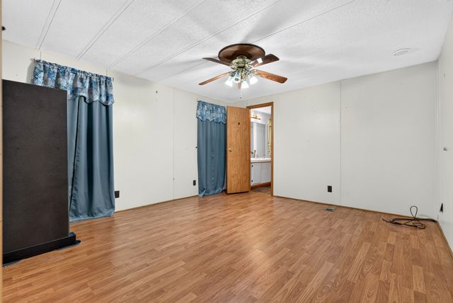 401 Hermitage Cir, Bumpus Mills, TN 37028