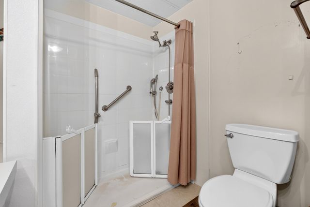 401 Hermitage Cir, Bumpus Mills, TN 37028