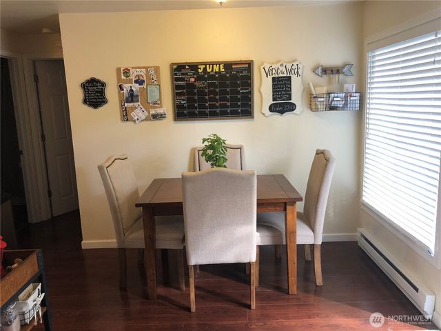 6519 4th Avenue NE, Seattle, WA 98115