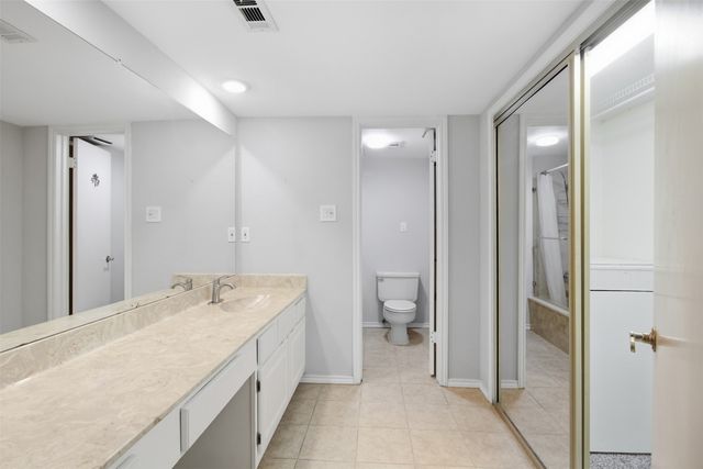 2732 Copper Creek Drive 202, Arlington, TX 76006