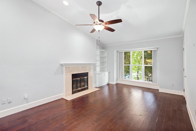 2732 Copper Creek Drive 202, Arlington, TX 76006