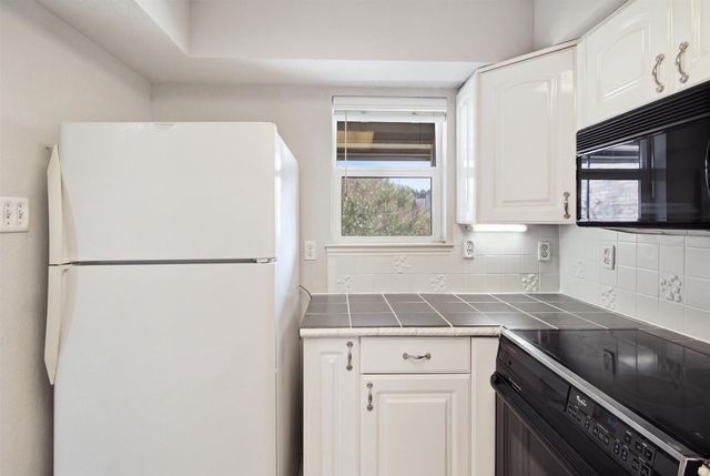 2732 Copper Creek Drive 202, Arlington, TX 76006
