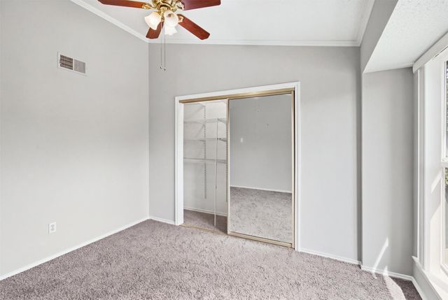 2732 Copper Creek Drive 202, Arlington, TX 76006
