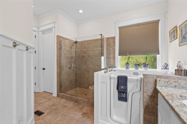 9523 Silent Circle, Ooltewah, TN 37363