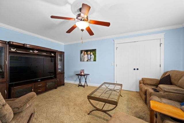 9523 Silent Circle, Ooltewah, TN 37363