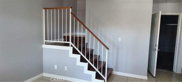1425 S White B, Pomona, CA 91766