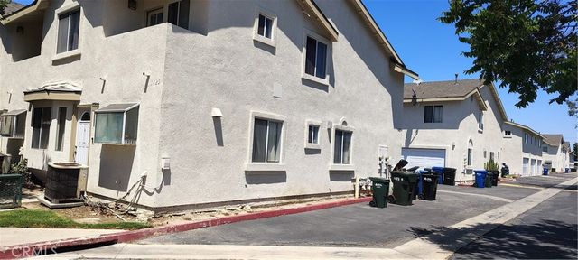 1425 S White B, Pomona, CA 91766