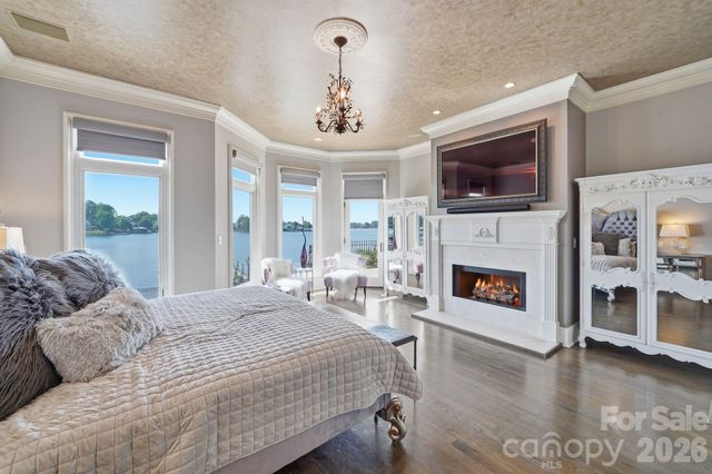 18332 Harbor Light Boulevard, Cornelius, NC 28031