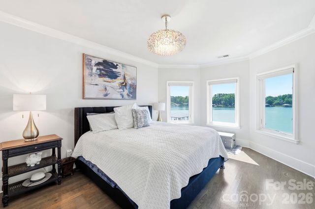 18332 Harbor Light Boulevard, Cornelius, NC 28031