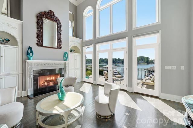 18332 Harbor Light Boulevard, Cornelius, NC 28031