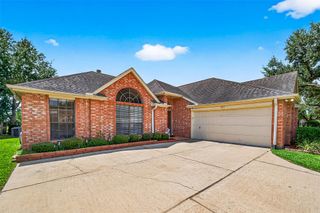 827 W Peach Hollow Circle, Pearland, TX 77584