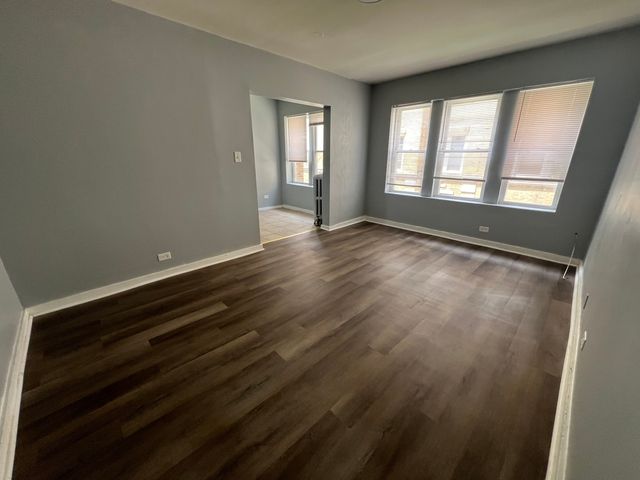 350 W 74th Street 1W, Chicago, IL 60621