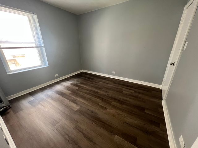 350 W 74th Street 1W, Chicago, IL 60621
