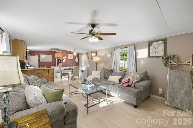 125 Ice Hollow Road, Zirconia, NC 28790