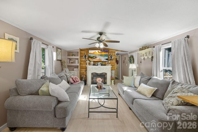 125 Ice Hollow Road, Zirconia, NC 28790