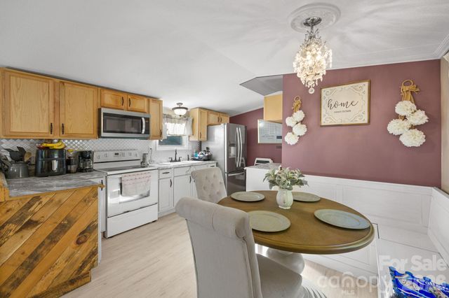 125 Ice Hollow Road, Zirconia, NC 28790