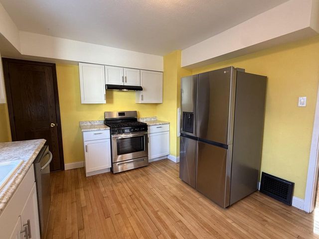 1812 S 10th STREET, Sheboygan, WI 53081