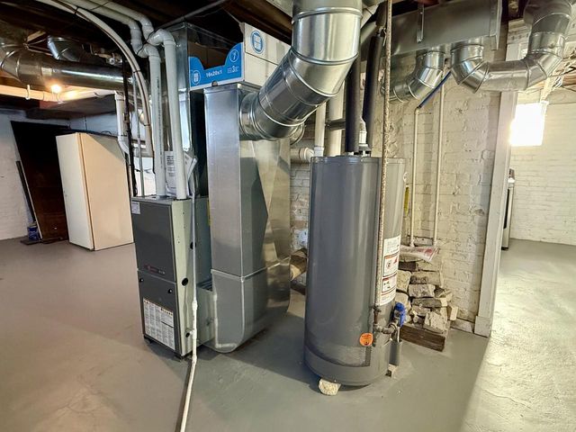 1812 S 10th STREET, Sheboygan, WI 53081