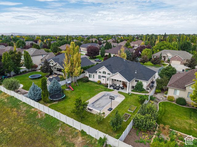 1239 WILLOWBROOK LN, Kaysville, UT 84037